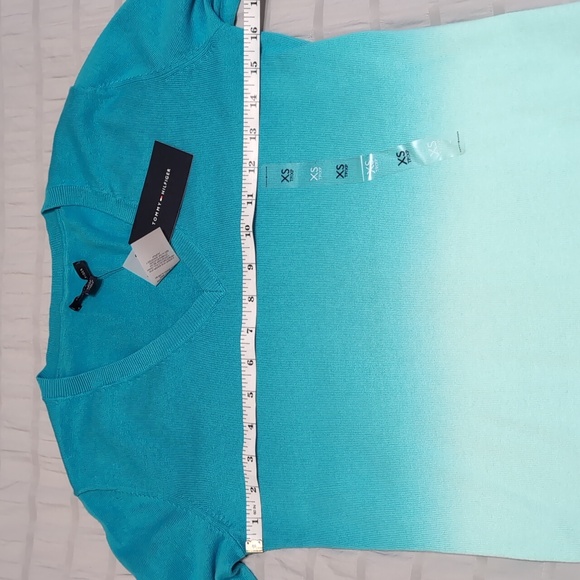 Tommy Hilfiger Ombre V-Neck Sweater - Picture 2 of 9